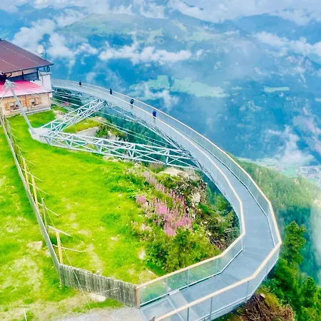 Fruehstueckspension Waldeck مايرهوفن